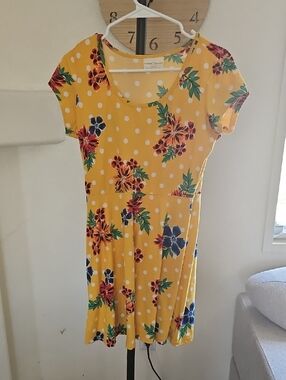 Women's Yellow Floral Short Sleeve Dress